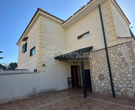 Villa a Pozzuoli 7 locali