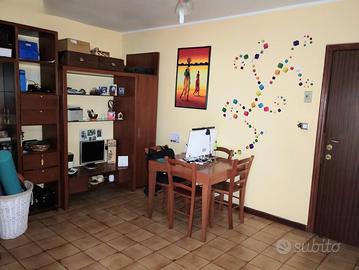 Bivani Arredato completamente