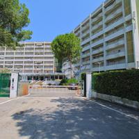 3 LOCALI A PORTO RECANATI