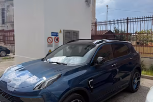 Lynk e co 01. 2024