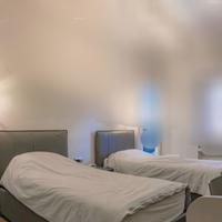 N° 2 Letti Singoli con contenitore marca Colombini