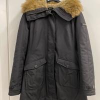 Woolrich sfiancato con pelliccia ecologica