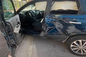 Nissan qashqai incidentata 