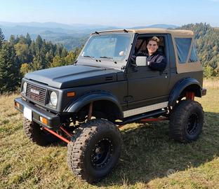 Suzuki samurai 