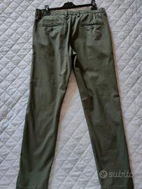 Pantalone maschile media pesantezza