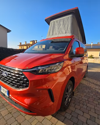 Ford transit custom nugget