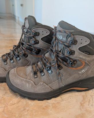 Scarponcini da trekking n. 36 e 3/4