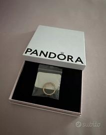 Anello pandora