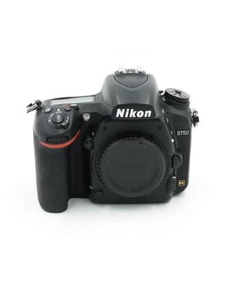 Nikon D750