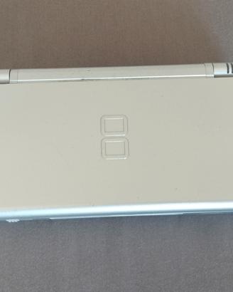Nintendo DS Lite Silver con 3 pen drive e 2 giochi