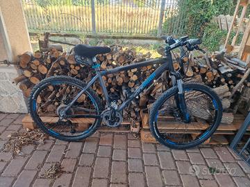 mountainbike rockrider rr 8.1 solo 100km 