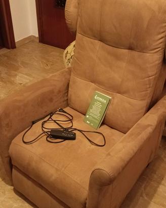 poltrona anziani+alzata/seduta automatica e letto