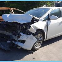 Ricambi Usati OPEL ASTRA (P10) 2010