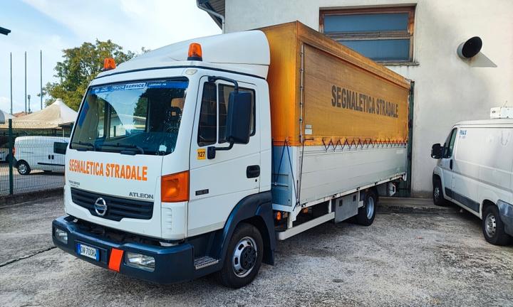 Nissan Atleon KM 271.000 Gancio Traino