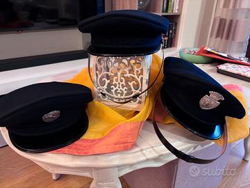 Lotto 3 Cappelli Berretti Vintage VV.UU. Torino
