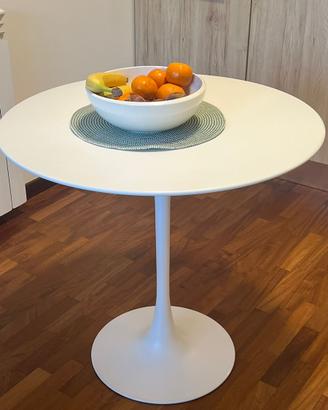 Tavolo bianco “Tulipano” rotondo dimatro 80cm