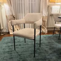 Sedia con braccioli Zoe