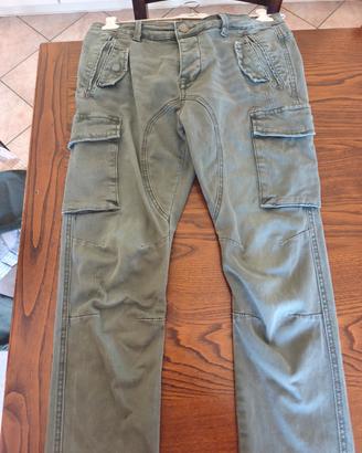 pantaloni