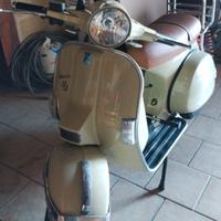 Vespa PX