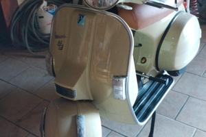 Vespa PX