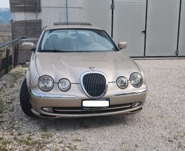 JAGUAR S-Type 4.0 V8 EXECUTIVE GPL