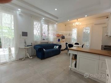 Casa indipendente di 161 m² con più di 5 locali e 