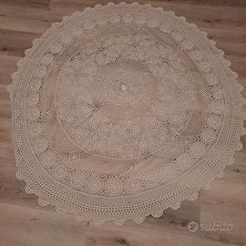 copritavolo uncinetto 