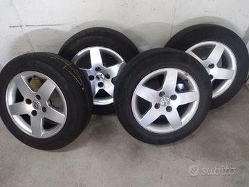 Gomme con cerchi in lega