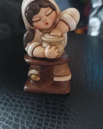 thun collezione presepe donna vasaia 