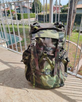 Zaino militare mimetico nuovo