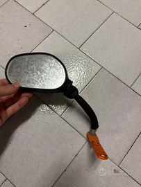 Specchietto per ciclomotore