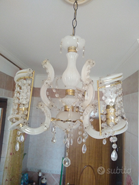 Lampadario in vetro murano bianco