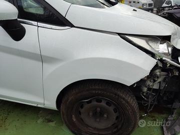 Parafango destro FORD FIESTA del 2010