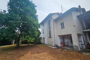 Casa in linea - Capriva del Friuli -