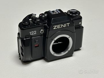 Zenit 122 macchina fotografica analogica vintage