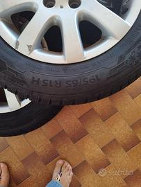 Gomme invernali con cerchi in lega