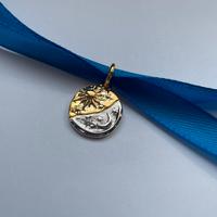 Charm Medallion sole luna