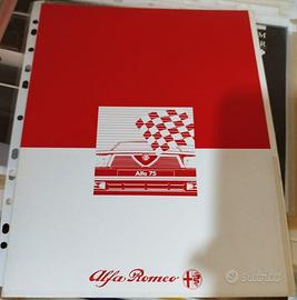 Cartellina portafogli stile depliant dell' Alfa 75