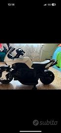 Moto giocattolo per bambini