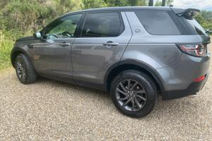 Land rover discovery sport