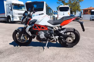 MV Agusta Brutale 800
