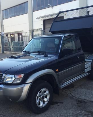 Nissan Patrol GR 3000 cc pk up cassone ribaltabile