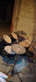   BATTERIA ACUSTICA SEMI-NUOVA! 