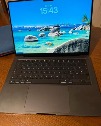 MacBook pro 14 m5