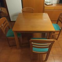 Sala + ingresso + tavolo+ sedie