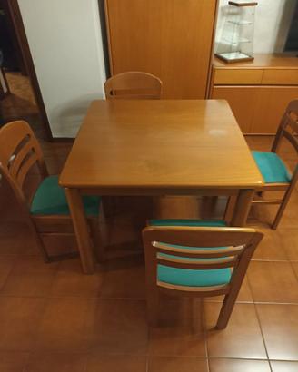 Sala + ingresso + tavolo+ sedie