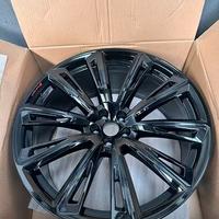 Audi Q8 cerchio 23 pollici