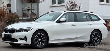 BMW 318d Touring Business Advantage