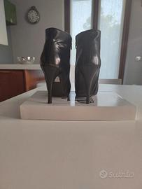 Stivaletti neri invernali