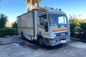 Iveco 85e15 allestito per rosticceria
